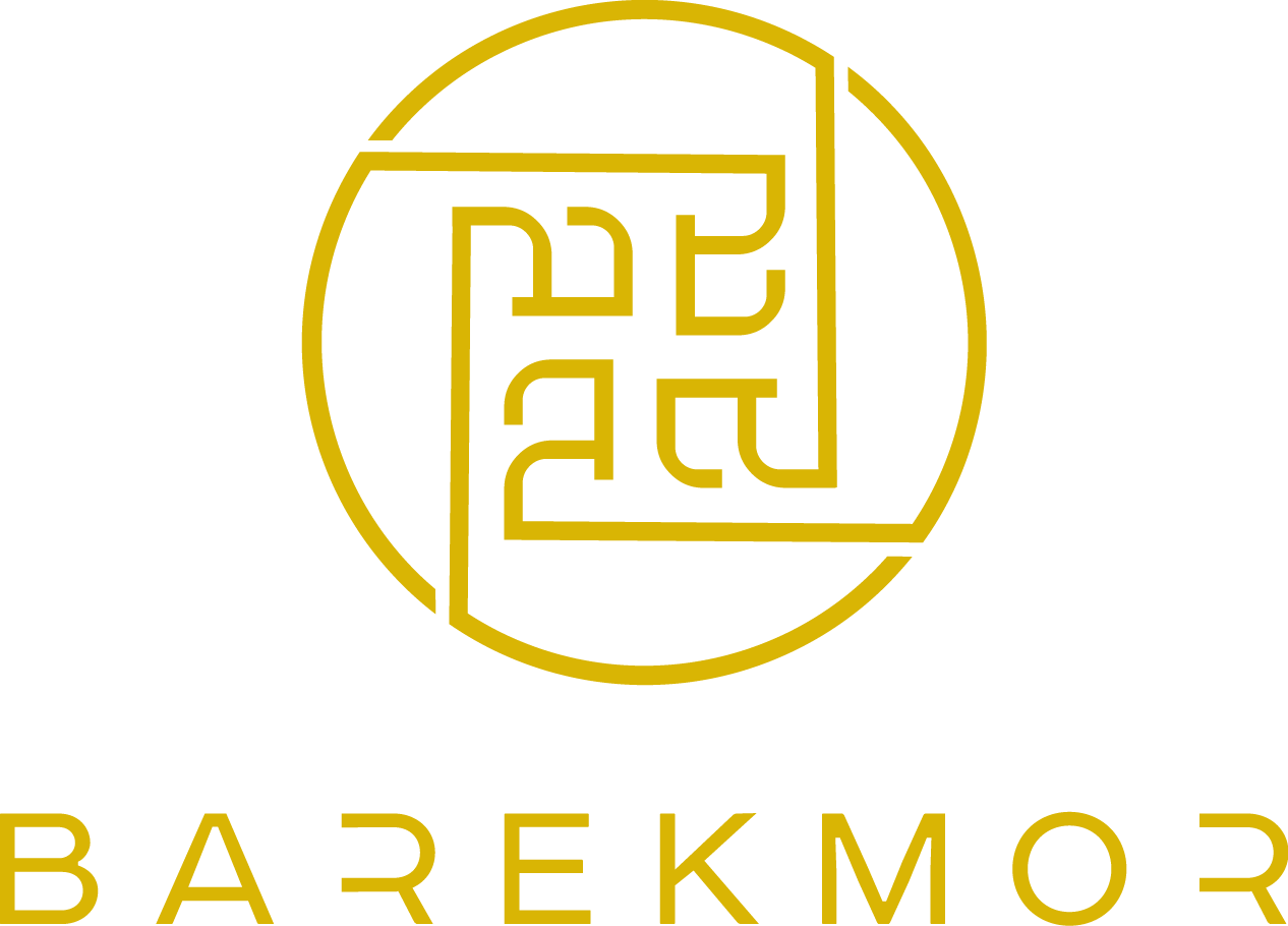 Barekmor® Pet Foods logo – UK-based premium pet food brand specializing in grain-free, hypoallergenic nutrition with 65% real meat.